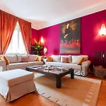 Apartament Pianob Duomo - Spacious 2br For 8 In Mediolan