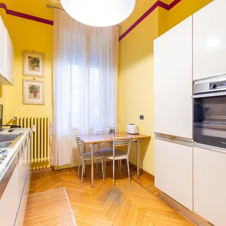 Pianob Duomo - Spacious 2br For 8 In Apartament Mediolan