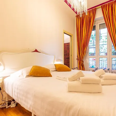 Apartament Duomo Elegant Retreat - Spacious 120 Sqm Up To 5 - 3 Min Walk To Duomo Mediolan